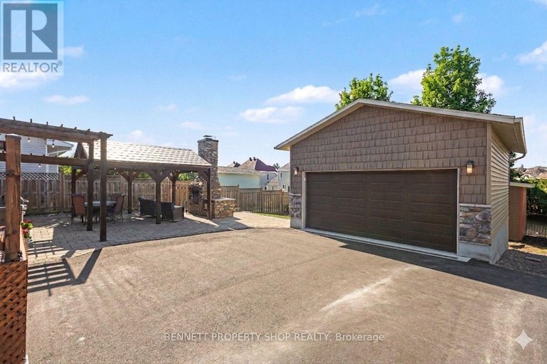 29635681/493-laurier-street/town-of-rockland/clarence-rockland/ontario/K4K1E7_3