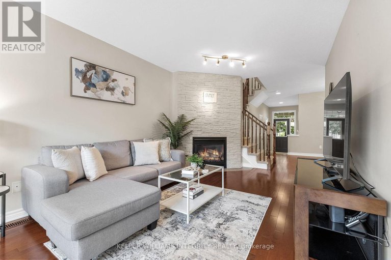 28533414/202-bookton-place/riverside-southgloucester-glen/ottawa/ontario/K1V2H3_11