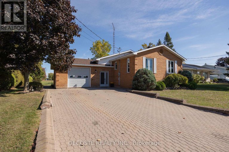 28955272/515-tobin-street/alexandria/north-glengarry/ontario/K0C1A0_32