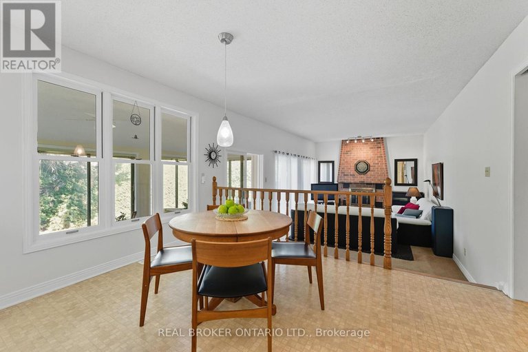 28875252/3-red-oaks-trail/stittsville-central/ottawa/ontario/K2S1E2_15