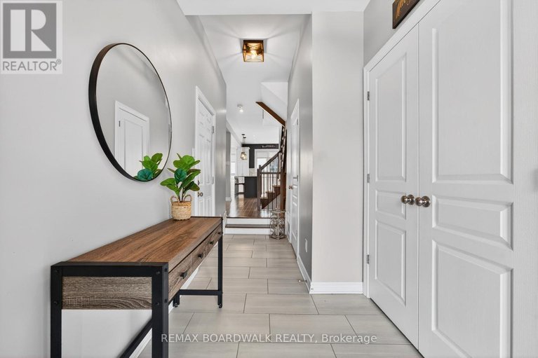 29665426/38-thunderbolt-street/emerald-meadowstrailwest/ottawa/ontario/K2V0L9_5