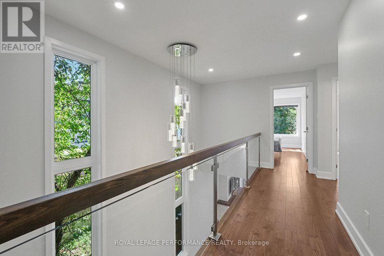 28824186/38-sunnymede-avenue/ottawa-westtunneys-pasture/ottawa/ontario/K1Y2L3_12