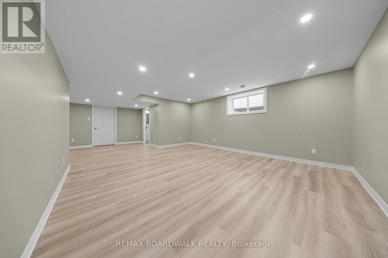 29641408/211-mckenny-street/mississippi-mills-ramsay-twp/mississippi-mills/ontario/K0A1A0_37