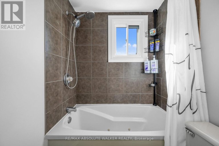 29001391/5298-hillcrest-drive/manotick-long-island-nicholls-island/ottawa/ontario/K4M1E6_18