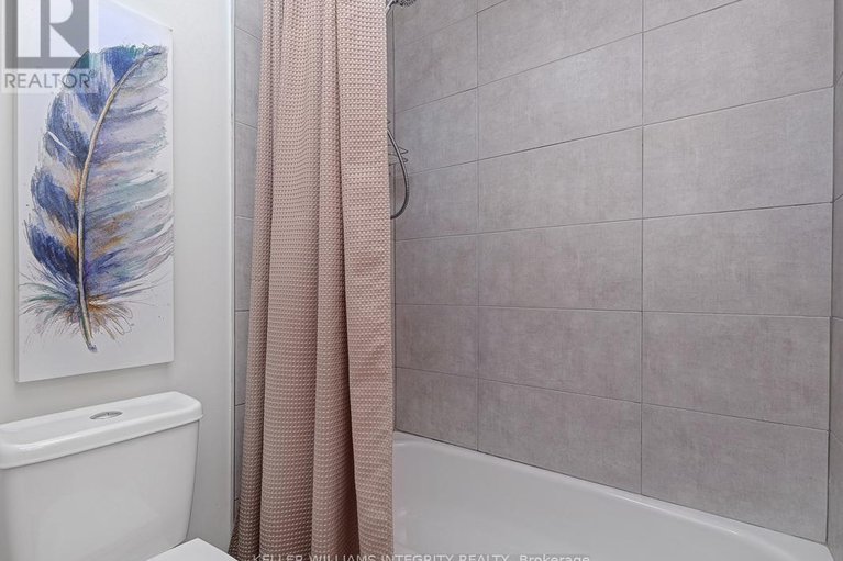 28431139/2598-crosscut-terrace/emerald-woodssawmill-creek/ottawa/ontario/K1T4A1_22