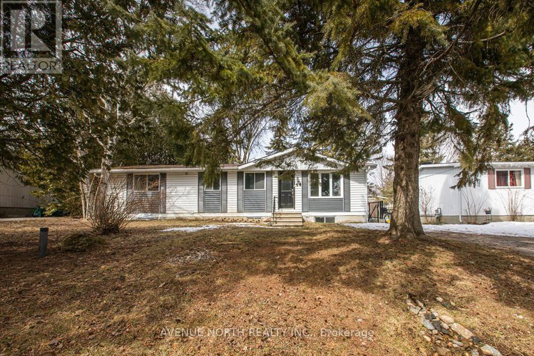 28174419/44-lazy-nol-court/fringewood/ottawa/ontario/K2A1T5_2