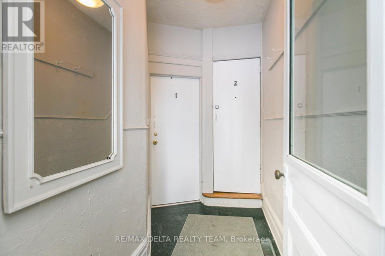 29117353/27-perkins-street/west-centre-town/ottawa/ontario/K1R7G4_3