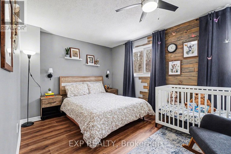 29426960/185-teal-crescent/chatelaine-village/ottawa/ontario/K1E2C3_15