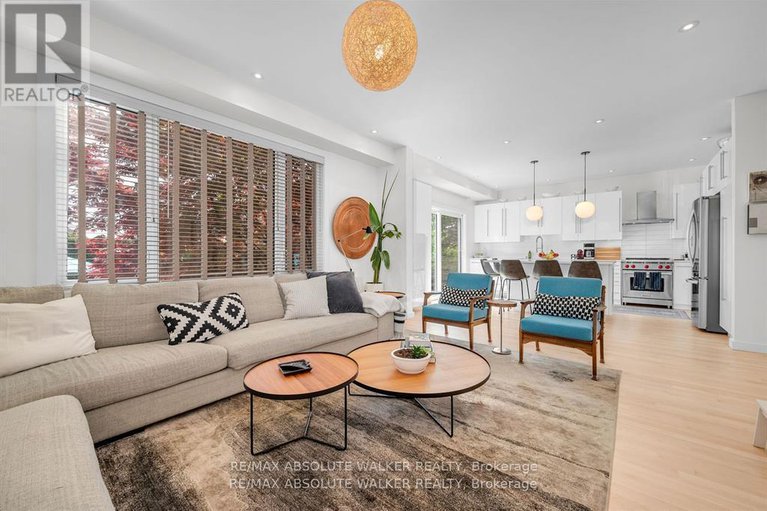 28644323/107-joshua-street/mer-bleuebradley-estatesanderson-park/ottawa/ontario/K1W0A2_11