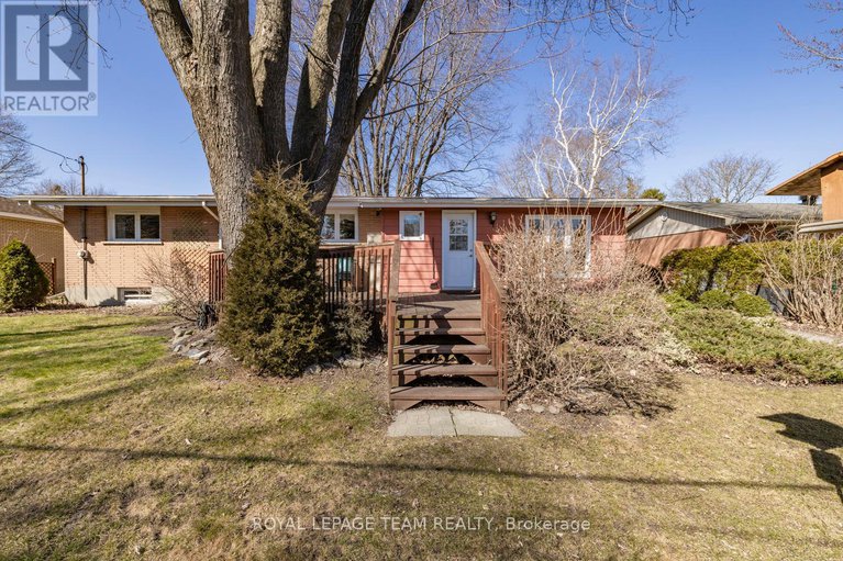 28194270/24-ellery-crescent/lynwood-village/ottawa/ontario/K2H6M6_42
