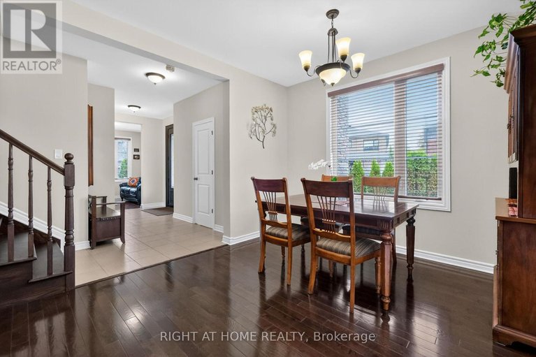 29683853/44-hawks-landing-crescent/stittsville-north/ottawa/ontario/K2S1W1_7