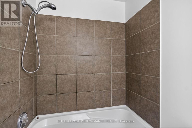 29684609/34-dignard-street/embrun/russell/ontario/K0A1W1_35