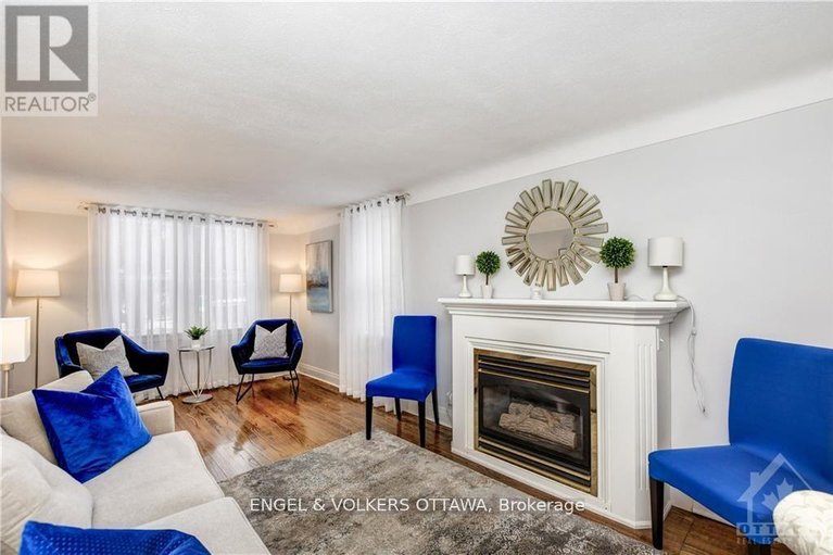 29567928/317-summit-avenue/alta-vistafaircrest-heights/ottawa/ontario/K1H5Z9_5