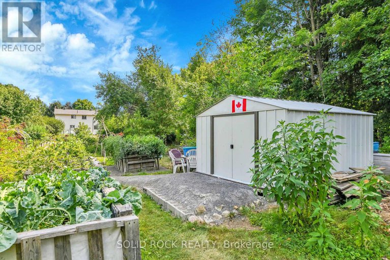 28730469/7893-lawrence-street/vernon/ottawa/ontario/K0A3J0_27