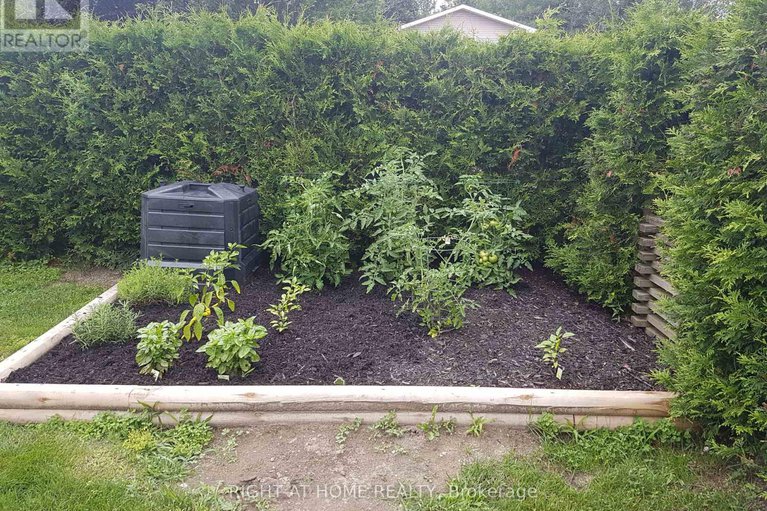 29402320/23-fairview-crescent/arnprior/arnprior/ontario/K7S3V7_25