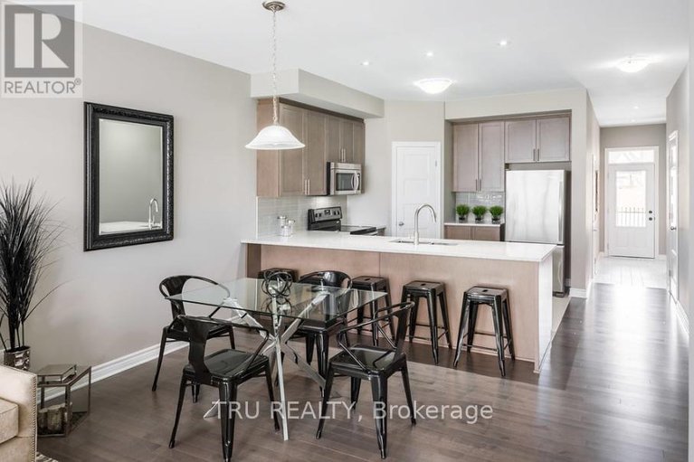 29298216/38-billings-avenue-w/iroquois/south-dundas/ontario/K0E1K0_6