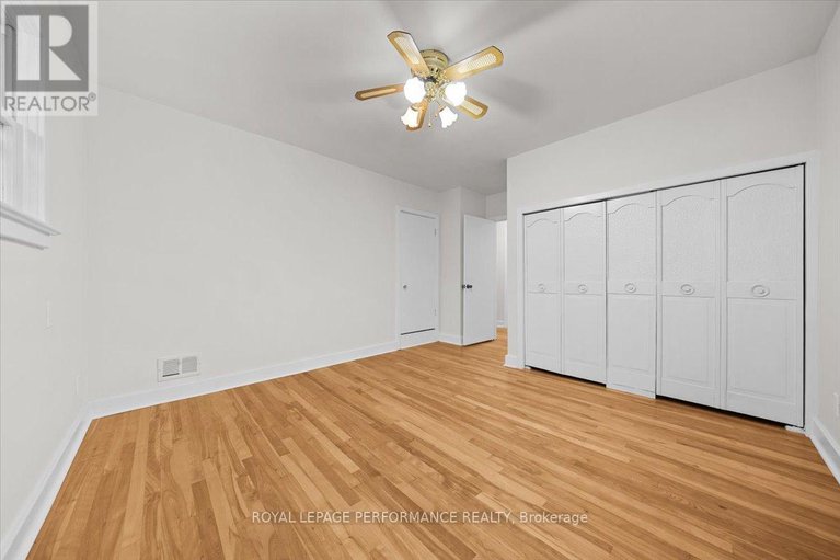 29083781/234-knox-crescent/riverview-park/ottawa/ontario/K1G0K8_19