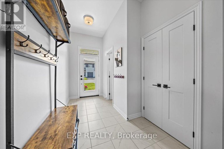 28491066/42-jardiniere-street/remainder-of-stittsville-area/ottawa/ontario/K2S2K3_3