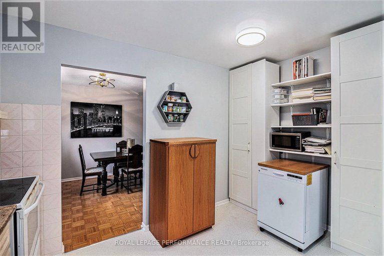 29119259/6349-st-louis-drive/hiawatha-parkconvent-glen/ottawa/ontario/K1C2X9_13