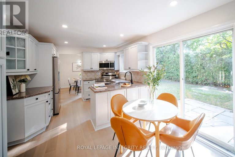 28851706/17-mcclure-crescent/katimavik/ottawa/ontario/K2L2H1_11
