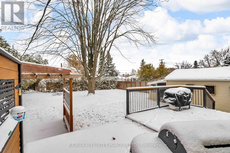 29096384/24-bethune-avenue/long-sault/south-stormont/ontario/K0C1P0_37