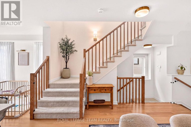 29663243/1009-acoustic-way/riverside-southgloucester-glen/ottawa/ontario/K4M0L6_25