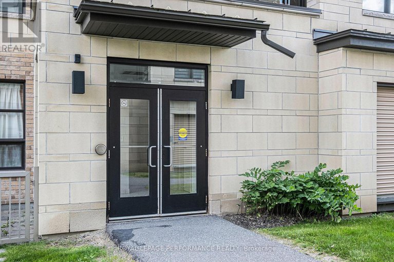 28485160/203-140-montblanc-pvt/convent-glen-north/ottawa/ontario/K1C0B3_4