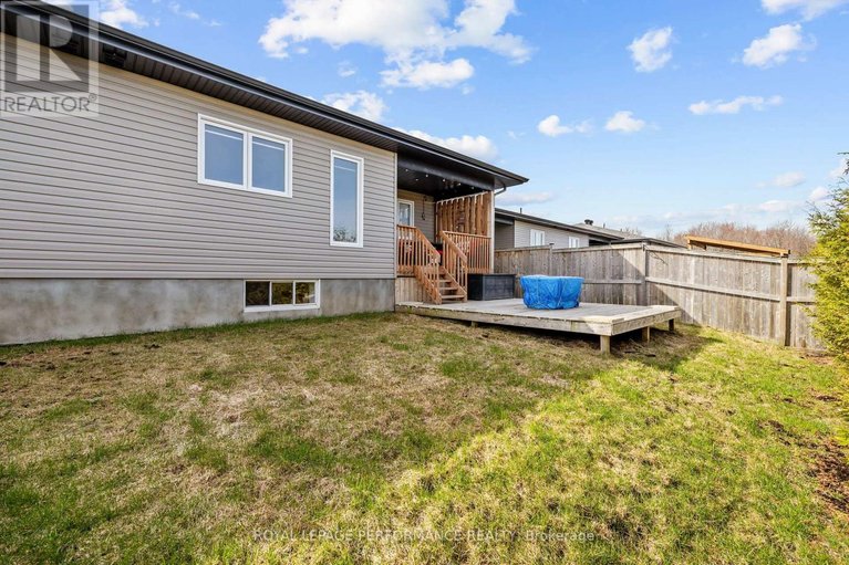 29639800/336-moisson-street/embrun/russell/ontario/K0A1W0_32