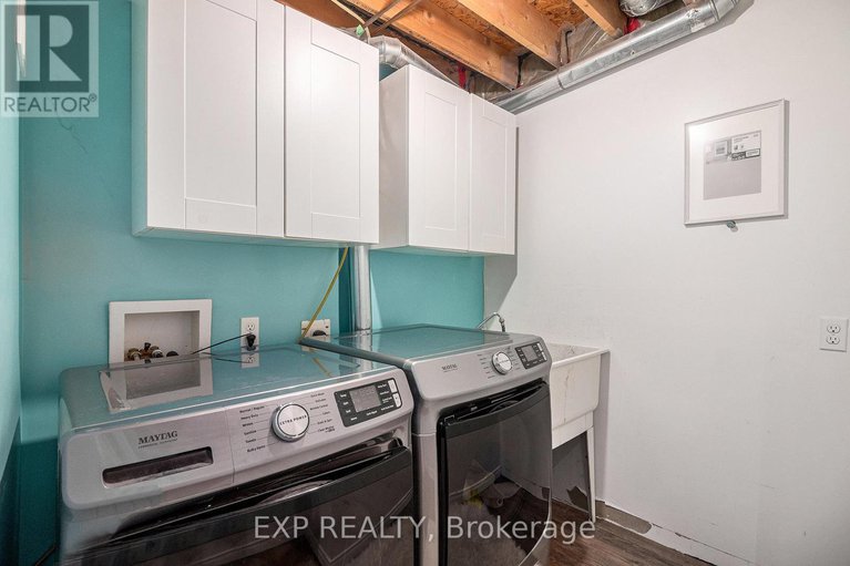 28612446/302-cote-royale-crescent/bilberry-creekqueenswood-heights/ottawa/ontario/K1E3L7_25