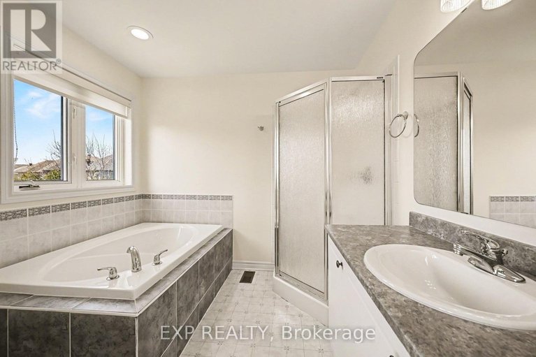 29683851/15-cedar-valley-drive/emerald-meadowstrailwest/ottawa/ontario/K2M2Y5_22