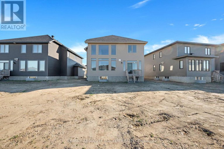 29201524/584-paakanaak-avenue/blossom-parkkemp-parkfindlay-creek/ottawa/ontario/K1X0J6_40