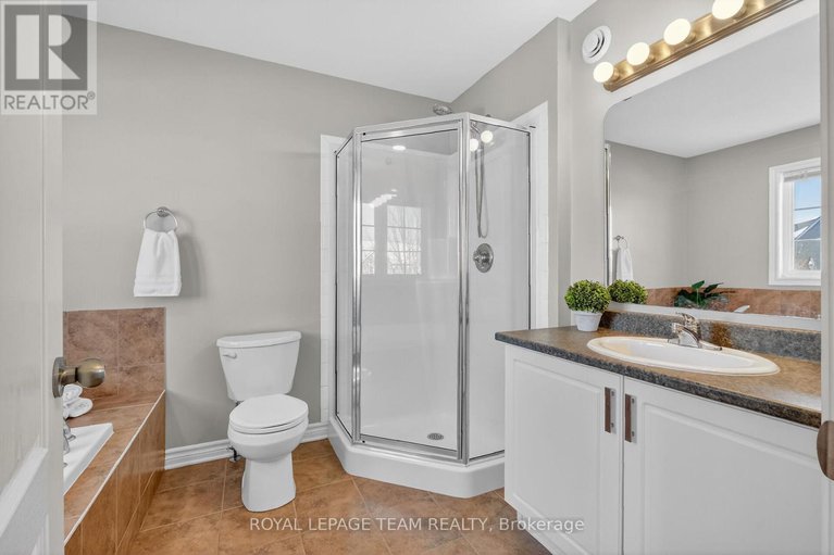 29365769/420-foxhall-way/bridlewood/ottawa/ontario/K2M0G1_25