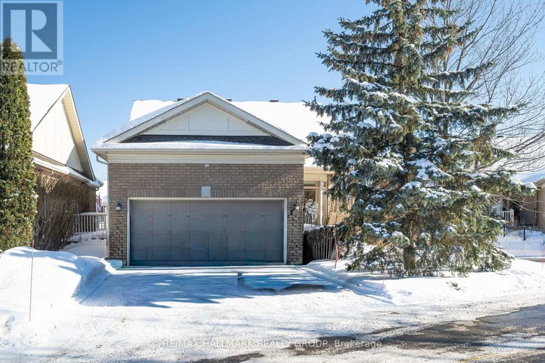 29357425/8-waterford-way/pineglencountry-place/ottawa/ontario/K2E7V4_1