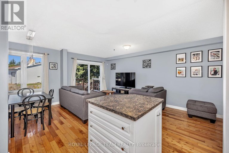 28882633/111-raina-way/kemptville/north-grenville/ontario/K0G1J0_13