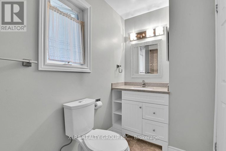 28770796/12-john-sidney-crescent/stittsville-south/ottawa/ontario/K2S1J7_28