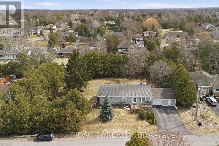 29641176/6560-jack-pine-crescent/greely/ottawa/ontario/K4P1E1_3