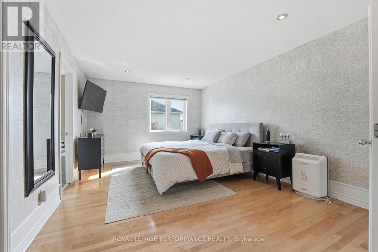 29441427/808-scala-avenue/avalon-east/ottawa/ontario/K4A4X2_20