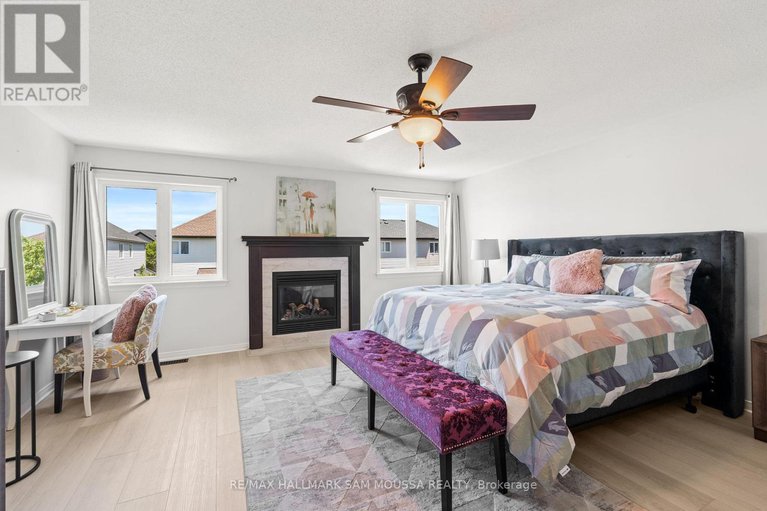 28378170/295-harthill-way/heritage-park/ottawa/ontario/K2J0P3_26