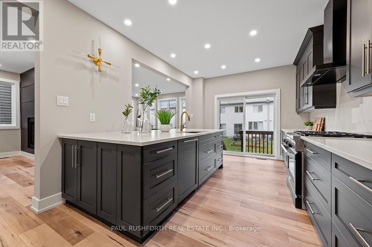 29071484/123-chandelle-private/carp/ottawa/ontario/K0A1L0_20