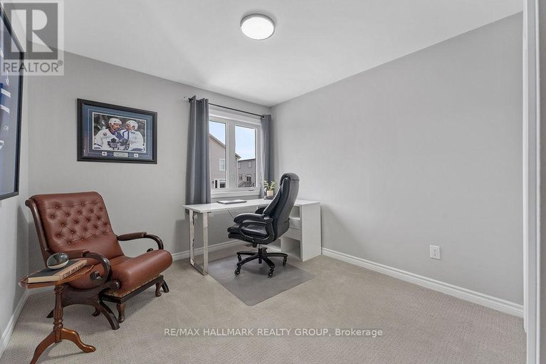 28406749/4525-kelly-farm-drive/blossom-parkkemp-parkfindlay-creek/ottawa/ontario/K1X0E7_29