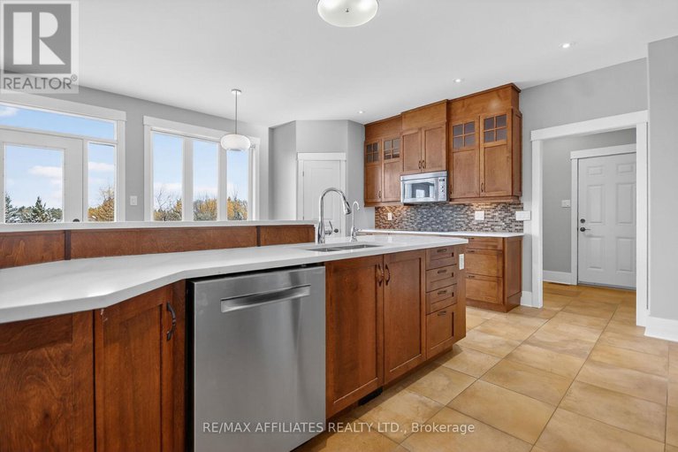 29174062/500-bradbury-court/kanata-north-west/ottawa/ontario/K2W0A1_2