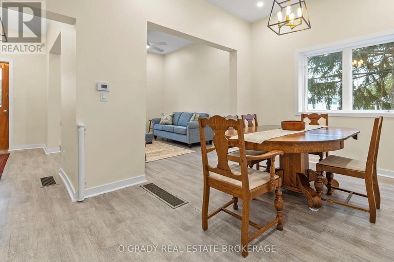 29613065/26-brouse-drive-e/iroquois/south-dundas/ontario/K0E1K0_19