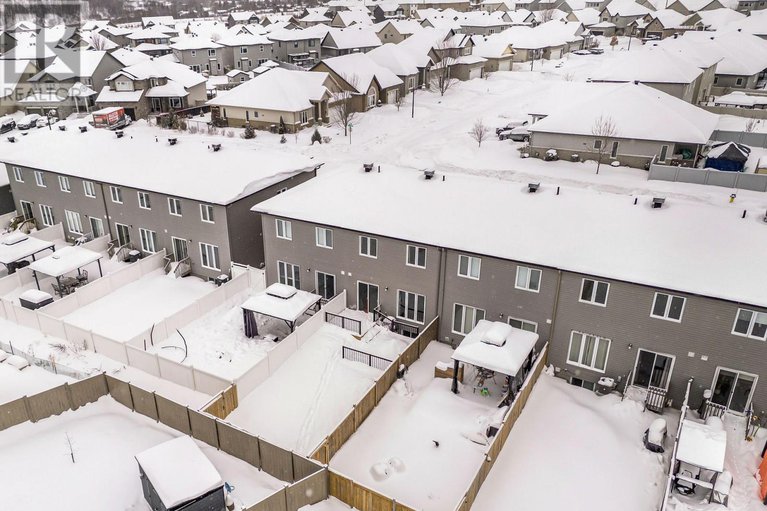 29364224/877-platinum-street/clarencerockland-twp/clarence-rockland/ontario/K4K0H9_32