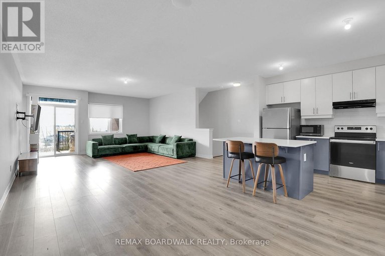 29563577/306-pilot-private/emerald-meadowstrailwest/ottawa/ontario/K2V0S4_2