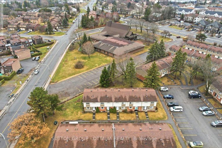 29617710/3907e-old-richmond-road/arbeatha-park/ottawa/ontario/K2H8T8_43