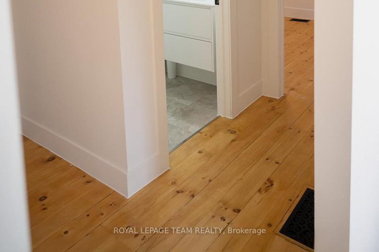 29283027/405-barnes-street/kemptville/north-grenville/ontario/K0G1J0_9