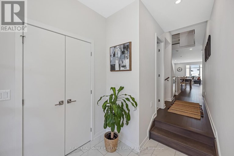 29639073/677-honeydew-street/riverside-southgloucester-glen/ottawa/ontario/K1X0K5_2