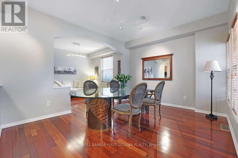 29175342/104-streamside-crescent/morgans-grantsouth-march/ottawa/ontario/K2W0A9_7