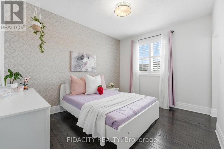 29642317/374-gallantry-way/stittsville-north/ottawa/ontario/K2S0R1_29