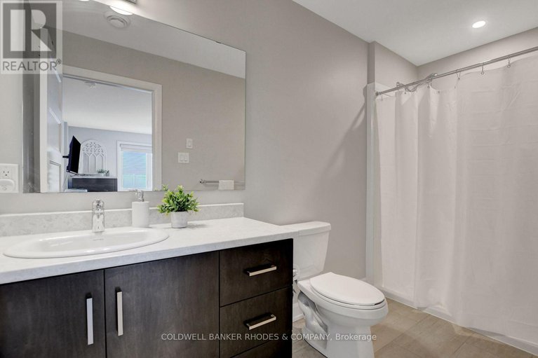 28886970/102-271-belfort-street/embrun/russell/ontario/K0A1W0_14